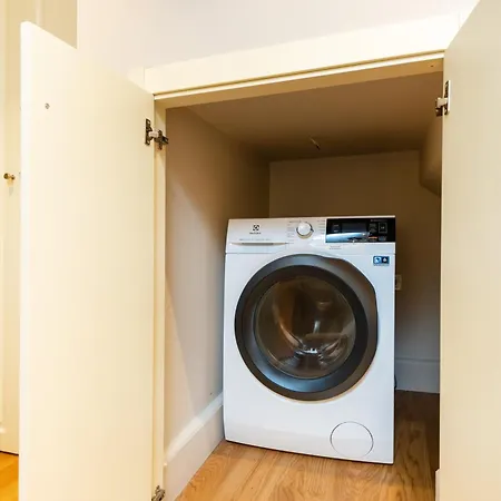 Liberty Apartahotel 4*